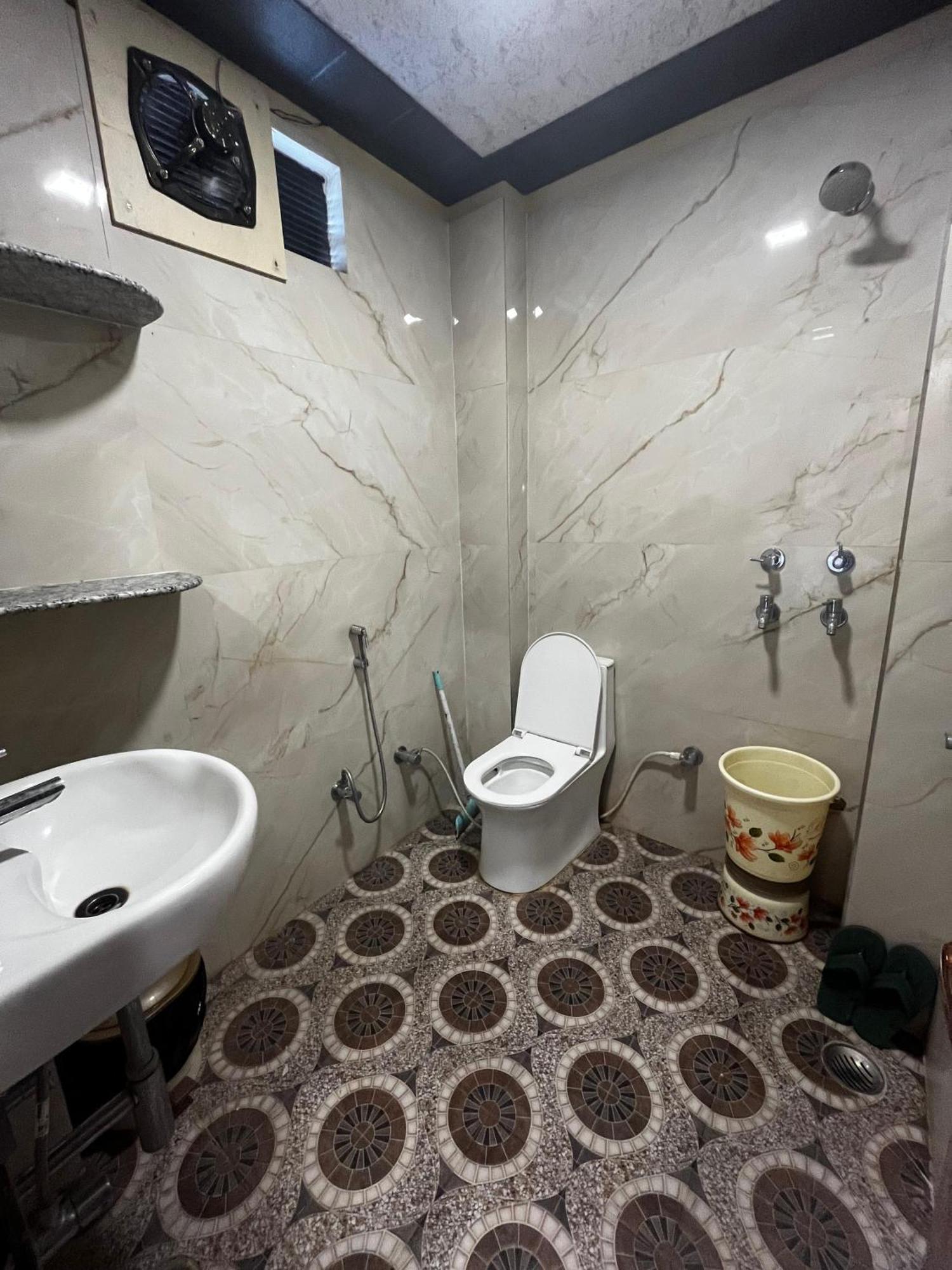 Ks Paying Guest House Βαρανάσι Εξωτερικό φωτογραφία